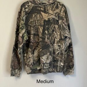 Camo hoodie size medium men’s
